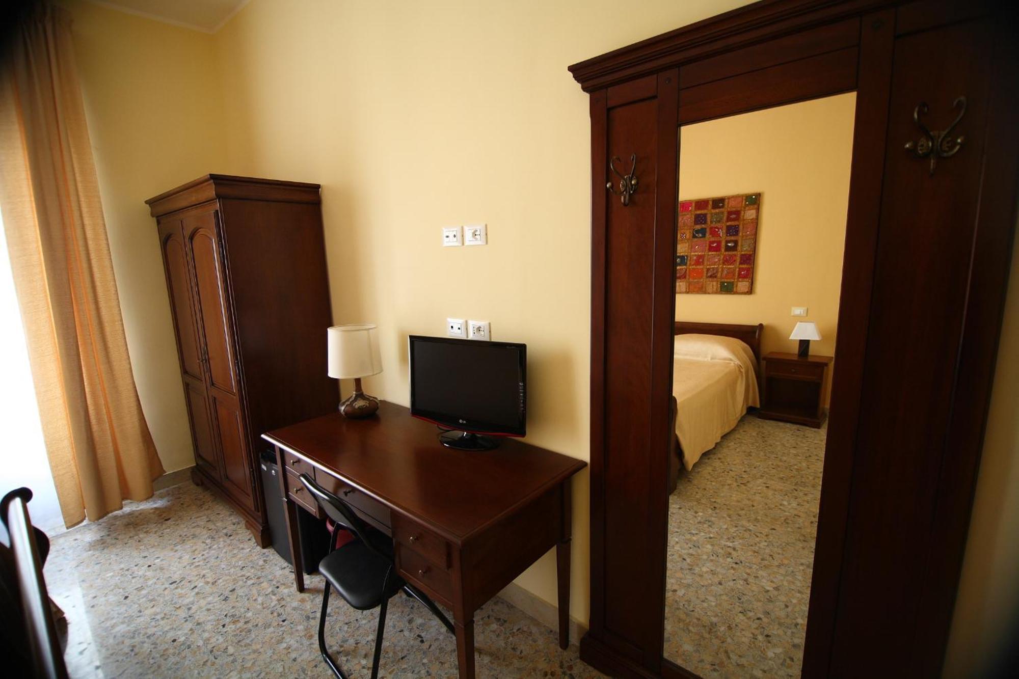 Abacus Hotel Reggio di Calabria Exterior foto